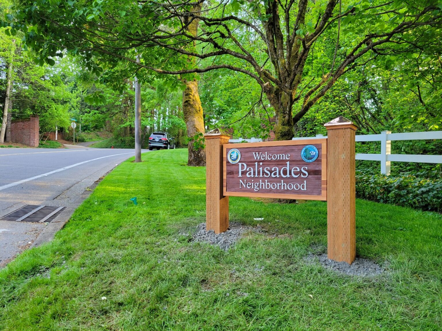 New Palisades Neighborhood Signs Installed Palisades Neighborhood